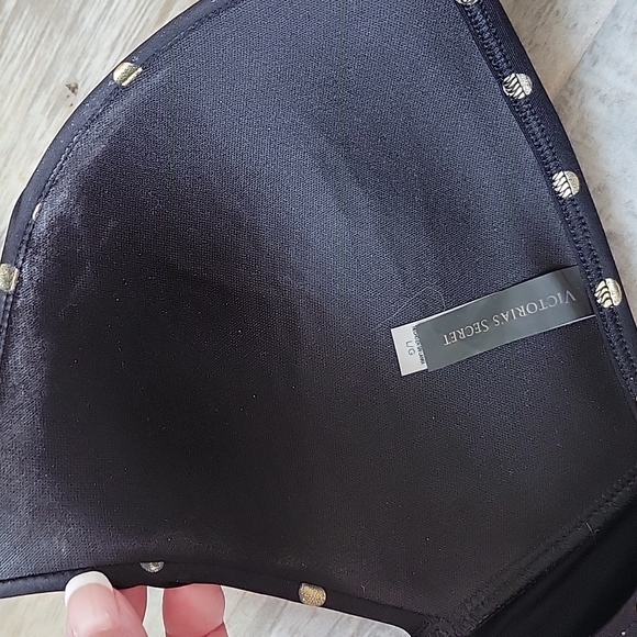 Victoria's Secret Sexy bikini - Picture 4 of 14